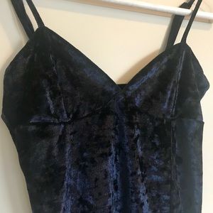 Navy crushed velvet dress 👗